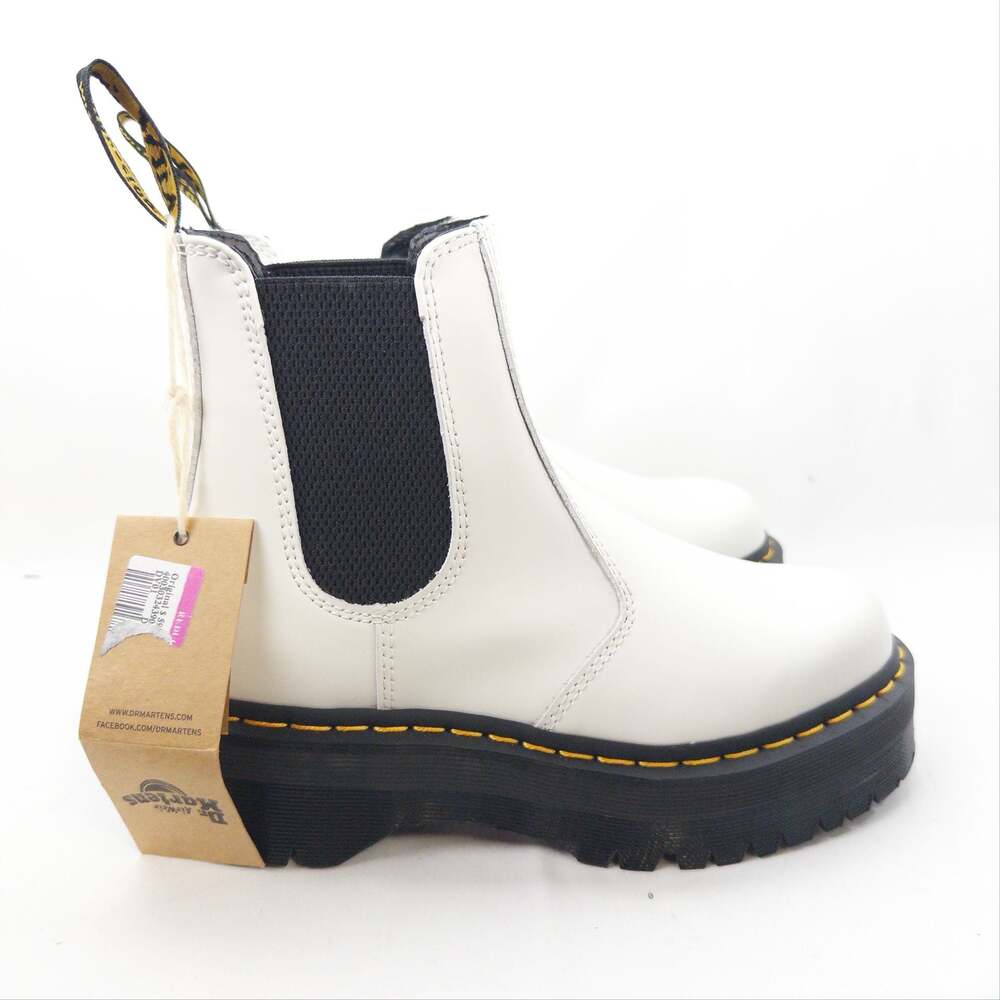 Dr. Martens 2976 Quad Smooth Leather Platform Chelsea Boots